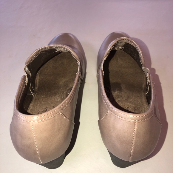 LIFE STRIDE Wedge Ankle Boots Slip-On Beige NWOB (10 M) - Picture 10 of 15